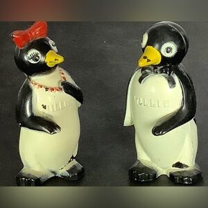 Vintage Black and White Penguin Salt and pepper shakers